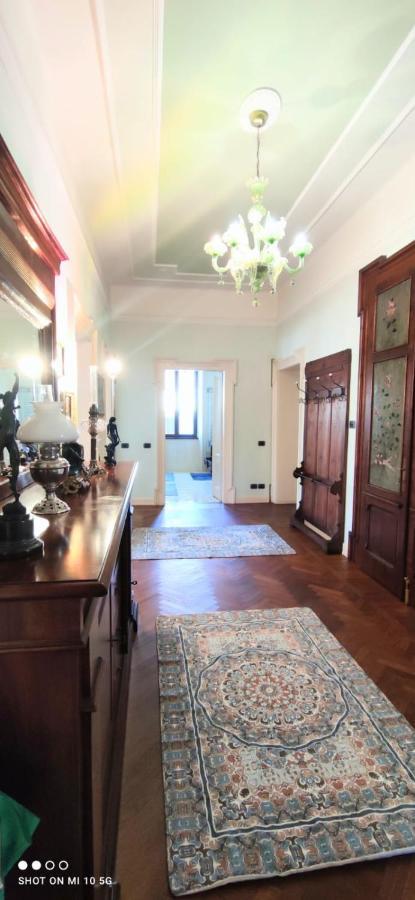 ペスキエーラ・デル・ガルダ Residenza Porta Bresciaヴィラ エクステリア 写真