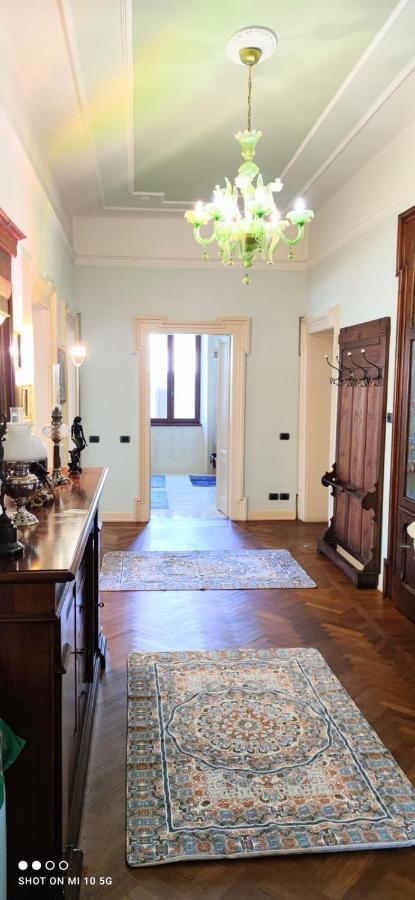 ペスキエーラ・デル・ガルダ Residenza Porta Bresciaヴィラ エクステリア 写真