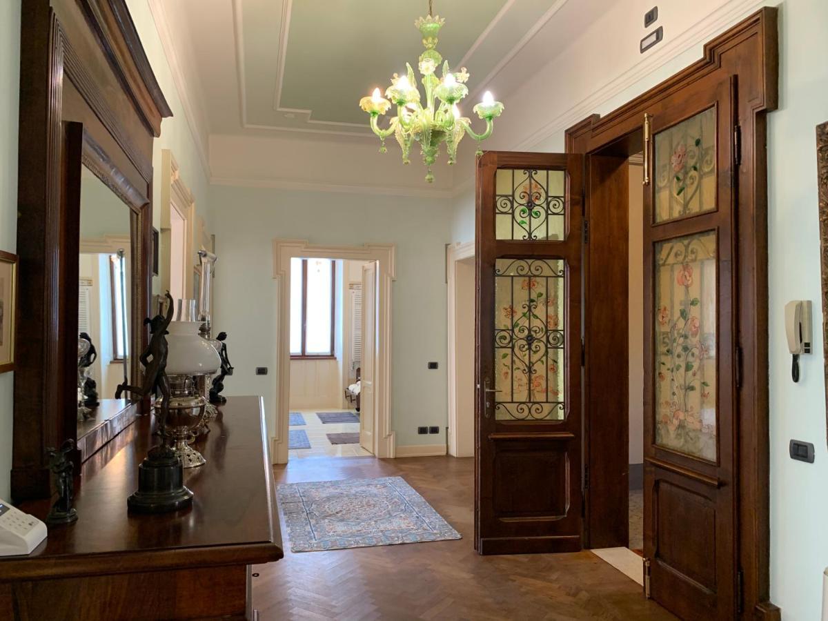 ペスキエーラ・デル・ガルダ Residenza Porta Bresciaヴィラ エクステリア 写真