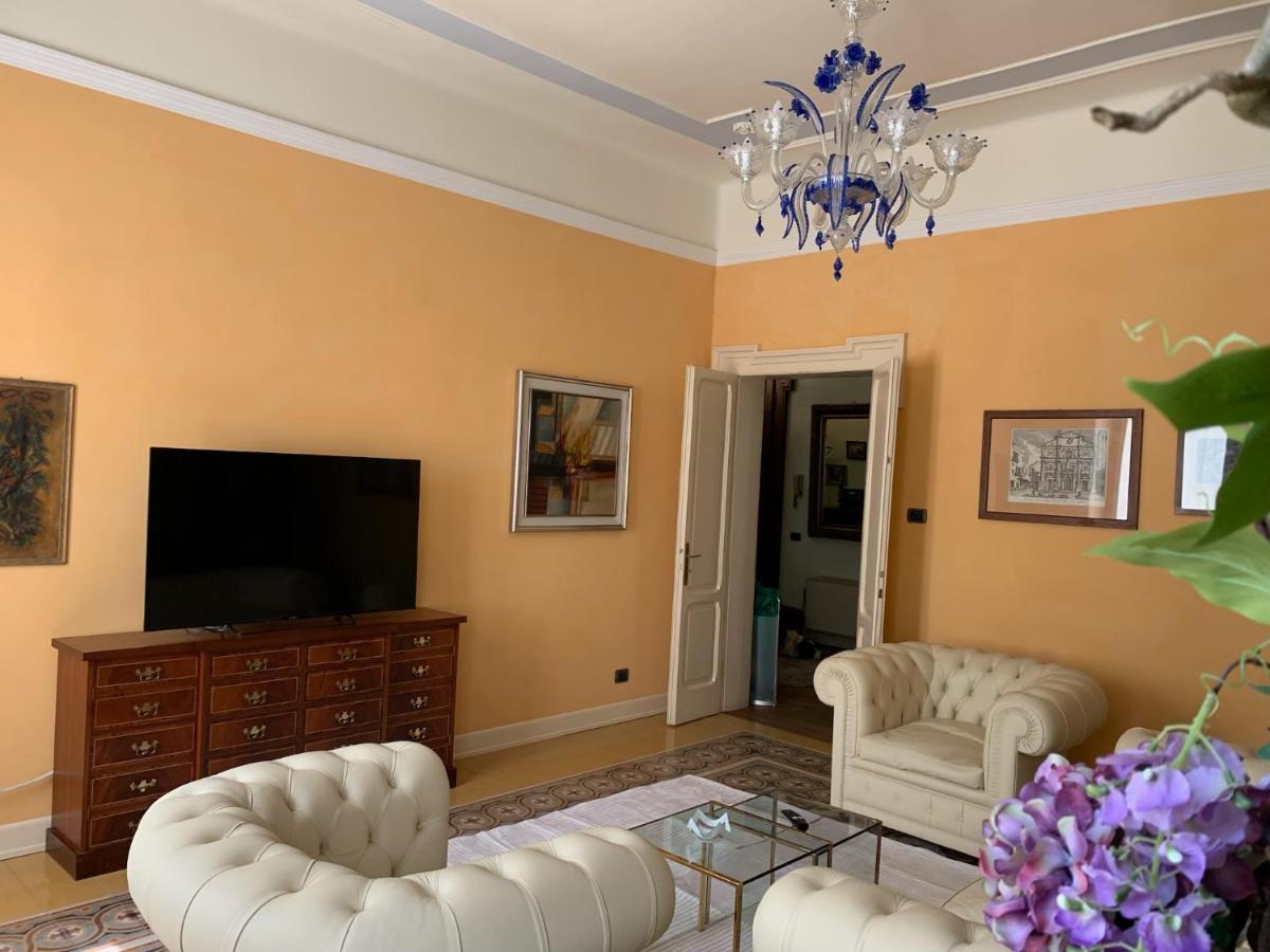 ペスキエーラ・デル・ガルダ Residenza Porta Bresciaヴィラ エクステリア 写真