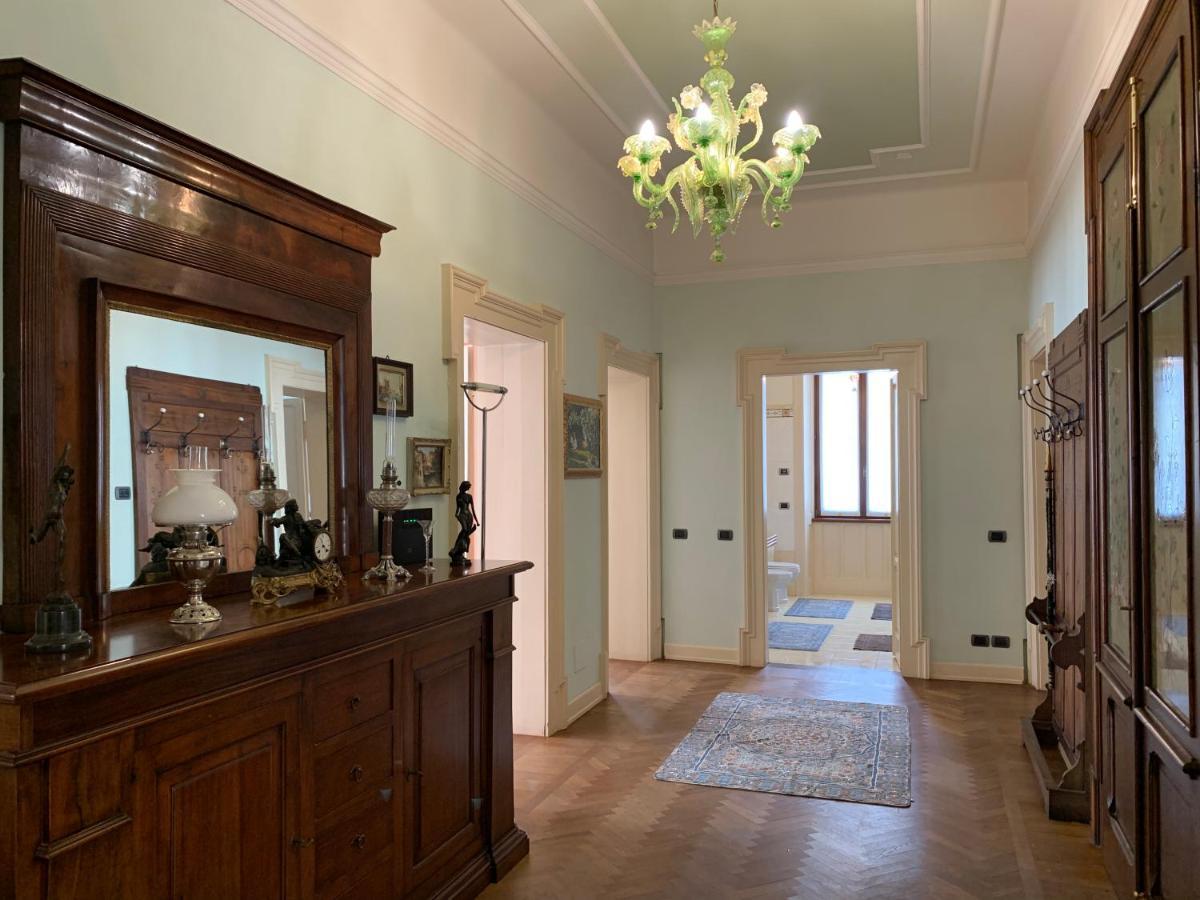ペスキエーラ・デル・ガルダ Residenza Porta Bresciaヴィラ エクステリア 写真