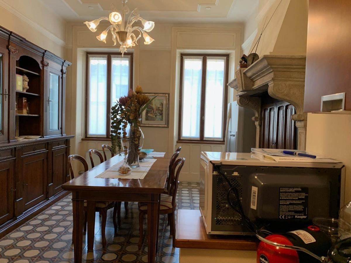 ペスキエーラ・デル・ガルダ Residenza Porta Bresciaヴィラ エクステリア 写真