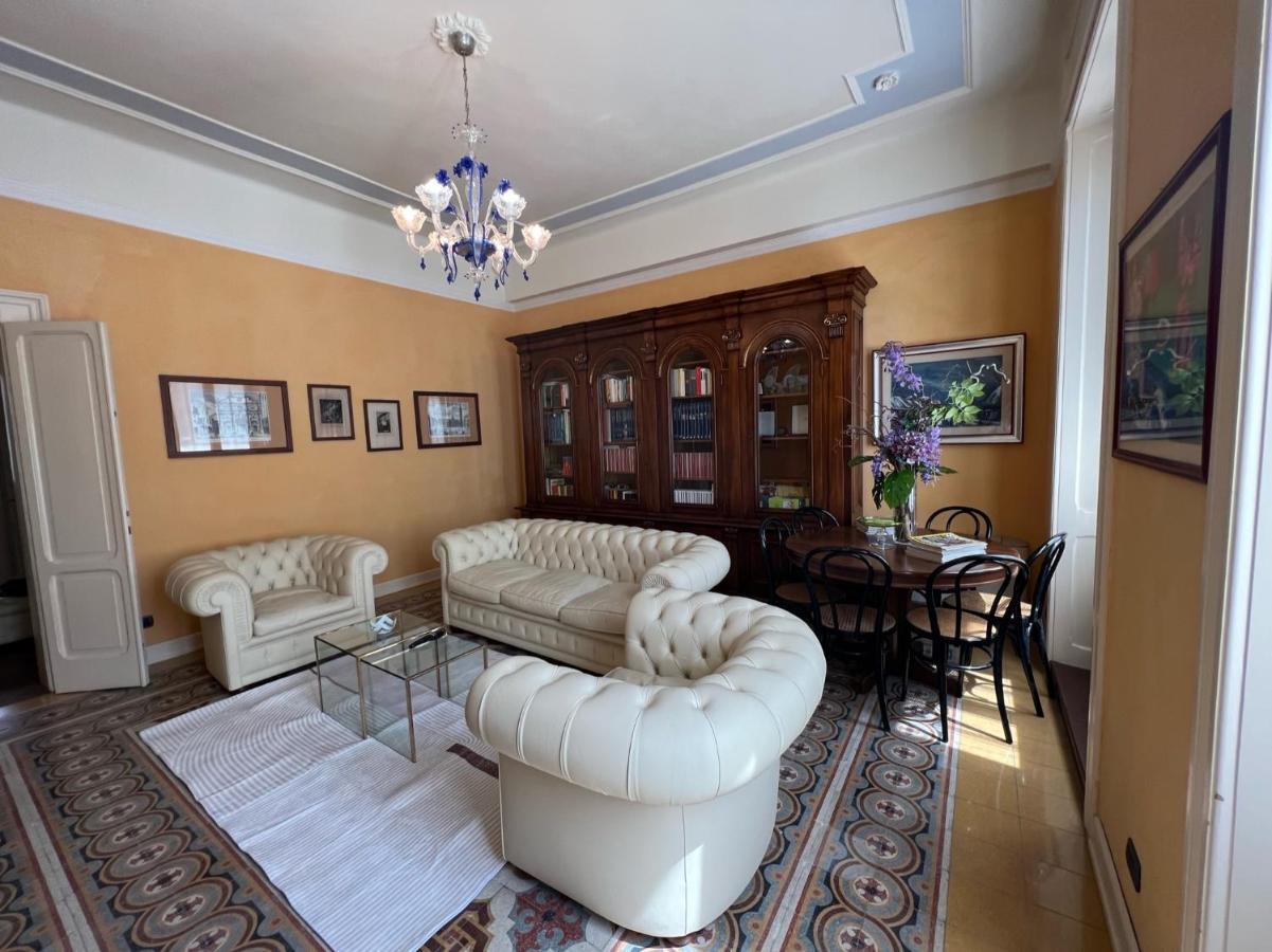 ペスキエーラ・デル・ガルダ Residenza Porta Bresciaヴィラ エクステリア 写真