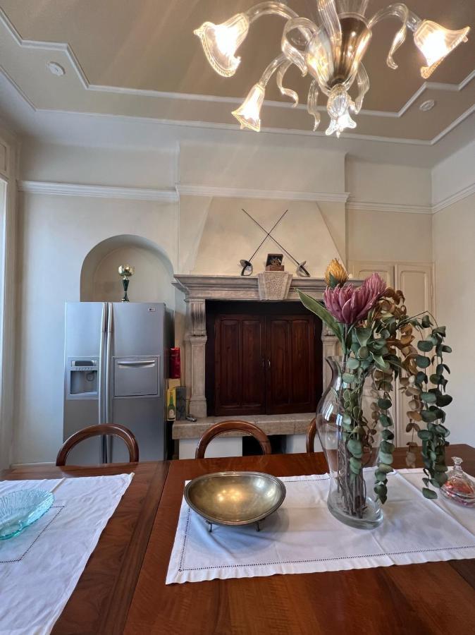 ペスキエーラ・デル・ガルダ Residenza Porta Bresciaヴィラ エクステリア 写真