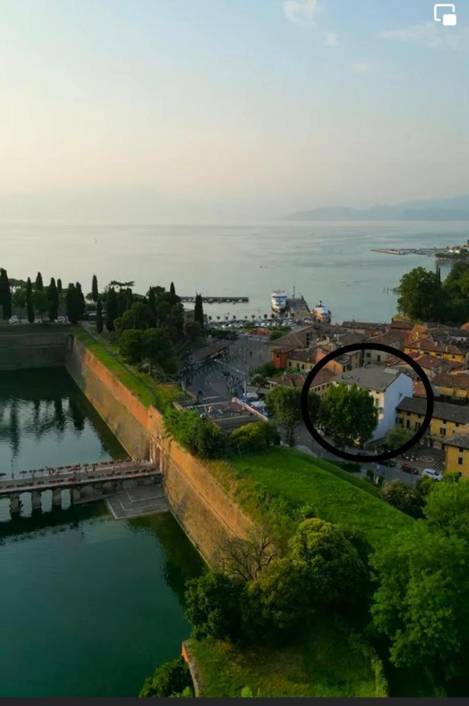 ペスキエーラ・デル・ガルダ Residenza Porta Bresciaヴィラ エクステリア 写真